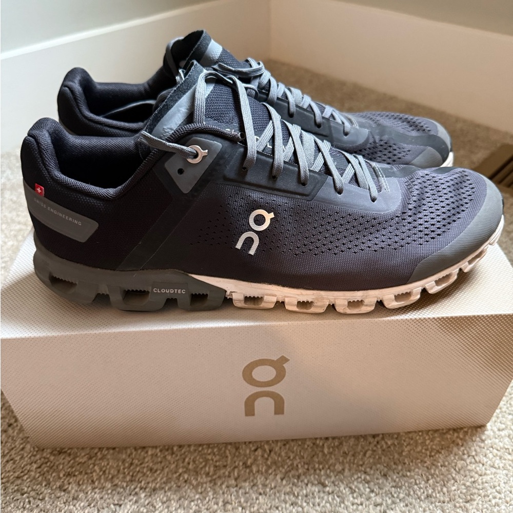 On Running Men's CloudFlow Athletic Shoes - size 12